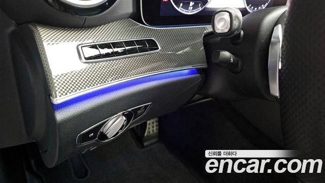 Mercedes-Benz E-Class E350 4MATIC AMG Line