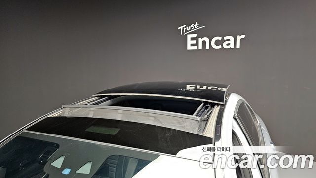 Mercedes-Benz E-Class E350 4MATIC AMG Line