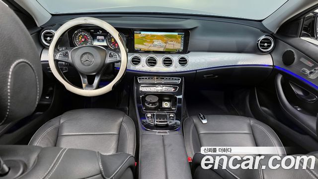 Mercedes-Benz E-Class E220d Avantgarde