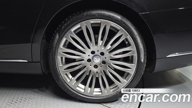 Mercedes-Benz S-Class Maybach S500 4MATIC