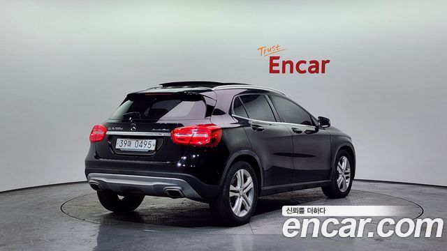 Mercedes-Benz GLA-Class GLA200 d