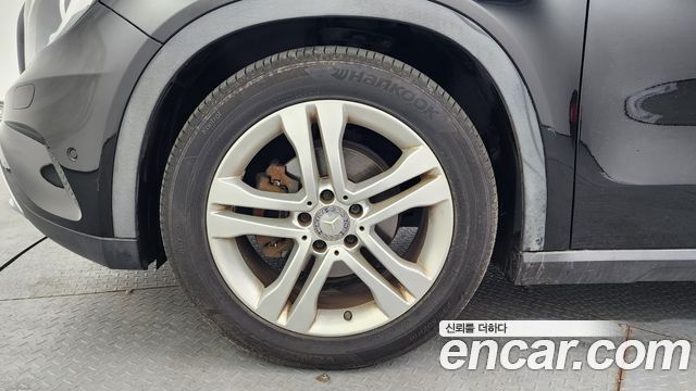 Mercedes-Benz GLA-Class GLA200 d