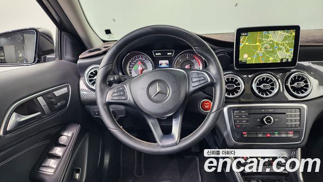 Mercedes-Benz GLA-Class GLA200 d