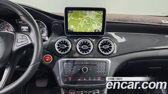 Mercedes-Benz GLA-Class GLA200 d
