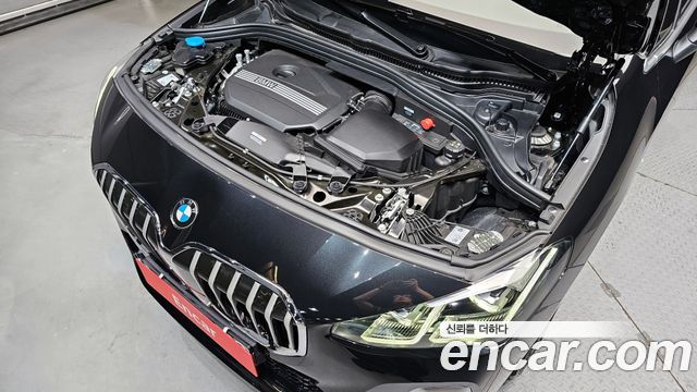 BMW 2-Series 220i M Sport Design