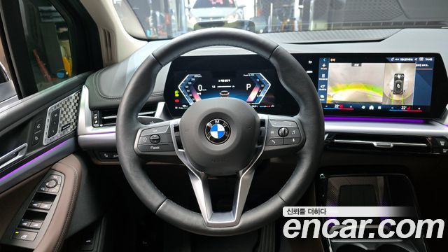 BMW 2-Series 220i M Sport Design