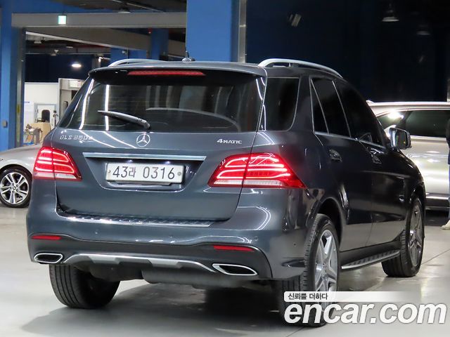 Mercedes-Benz GLE-Class GLE350 d 4MATIC