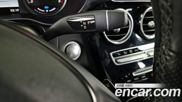 Mercedes-Benz GLC-Class GLC350e 4MATIC AMG Line