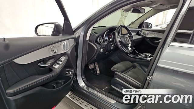 Mercedes-Benz GLC-Class GLC350e 4MATIC AMG Line