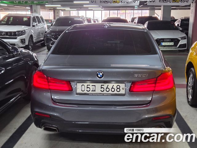 BMW 5-Series 530i M Sport Package