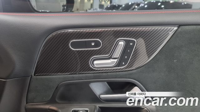 Mercedes-Benz GLB-Class GLB250 4MATIC