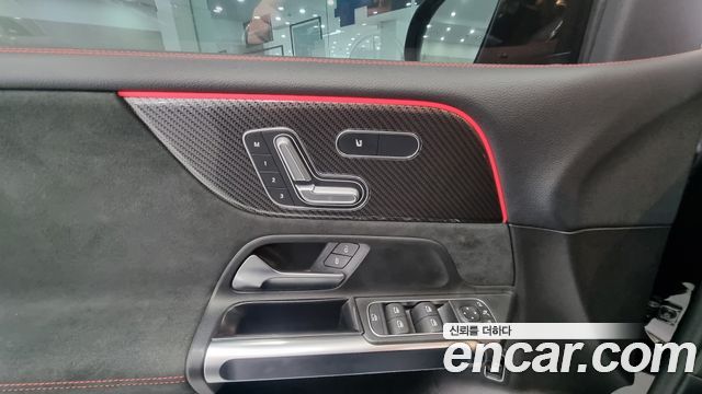 Mercedes-Benz GLB-Class GLB250 4MATIC