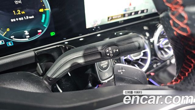 Mercedes-Benz GLA-Class GLA250 4MATIC