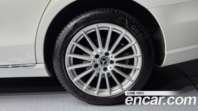 Mercedes-Benz E-Class E250 Exclusive
