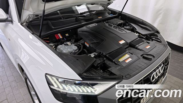 Audi Q8 45 TDI Quattro Premium