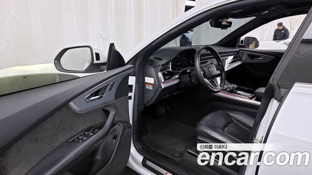 Audi Q8 45 TDI Quattro Premium