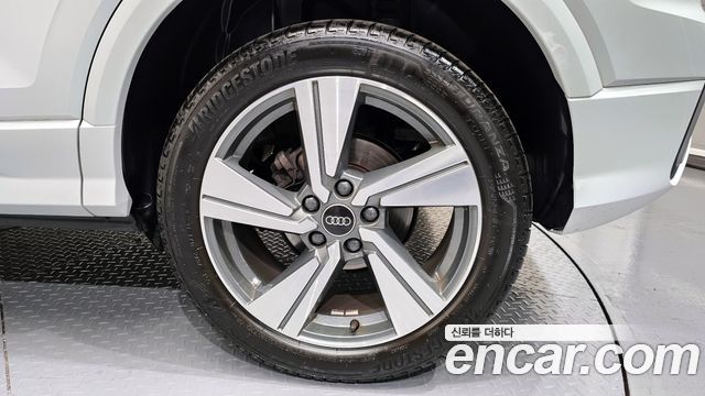 Audi Q2 35 TDI Premium