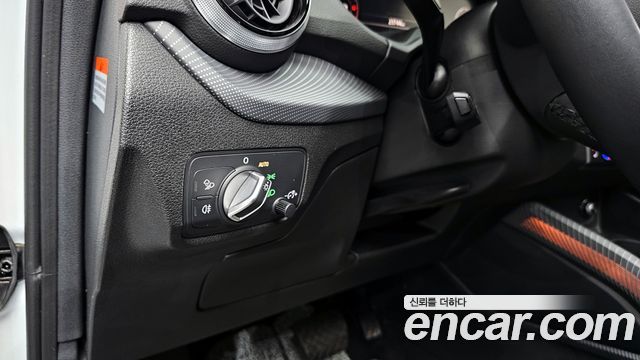 Audi Q2 35 TDI Premium