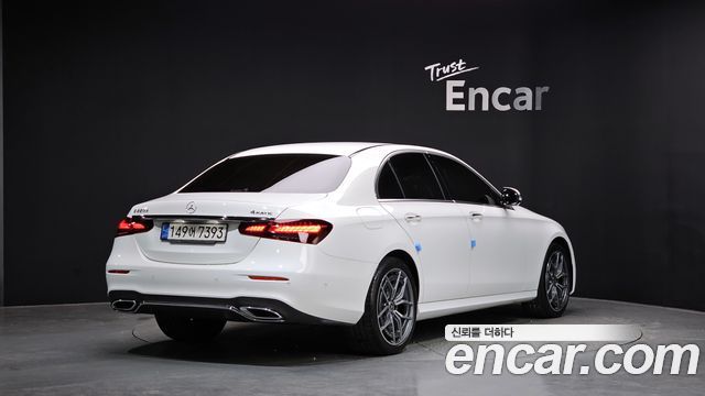 Mercedes-Benz E-Class E220d 4MATIC AMG Line