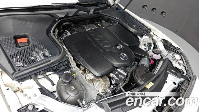 Mercedes-Benz E-Class E220d 4MATIC AMG Line