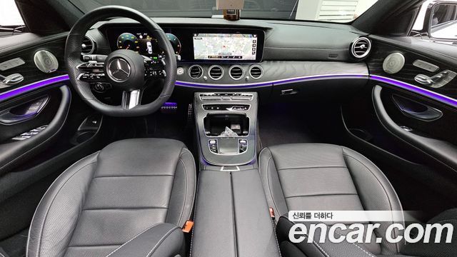 Mercedes-Benz E-Class E220d 4MATIC AMG Line