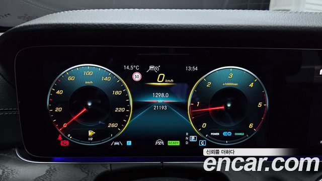Mercedes-Benz E-Class E220d 4MATIC AMG Line