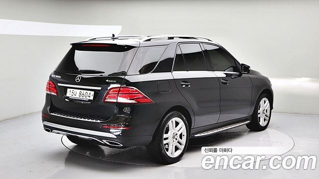 Mercedes-Benz GLE-Class GLE350 d 4MATIC