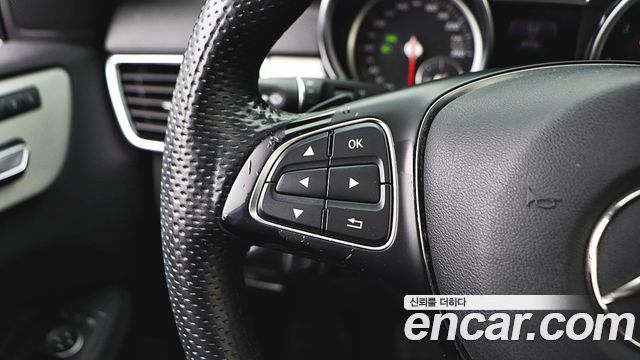 Mercedes-Benz GLE-Class GLE350 d 4MATIC
