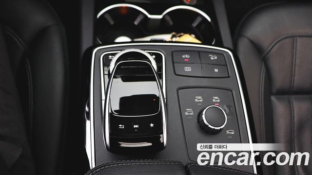 Mercedes-Benz GLE-Class GLE350 d 4MATIC