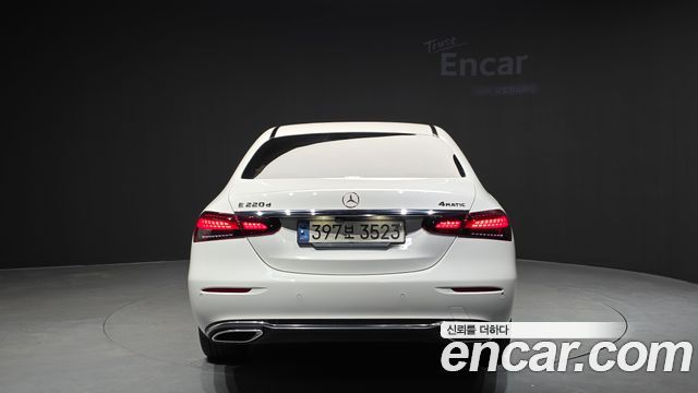Mercedes-Benz E-Class E220d 4MATIC Exclusive