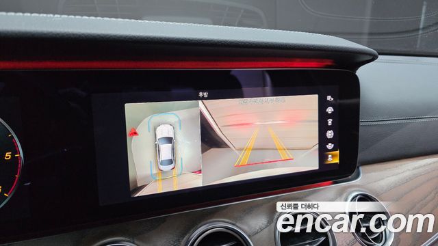 Mercedes-Benz E-Class E220d 4MATIC Exclusive