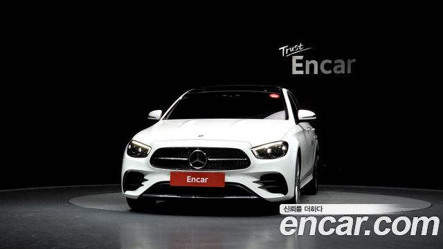 Mercedes-Benz E-Class E350 4MATIC AMG Line