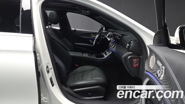 Mercedes-Benz E-Class E350 4MATIC AMG Line