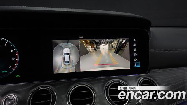 Mercedes-Benz E-Class E350 4MATIC AMG Line