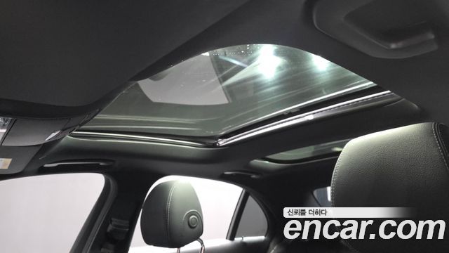 Mercedes-Benz E-Class E350 4MATIC AMG Line