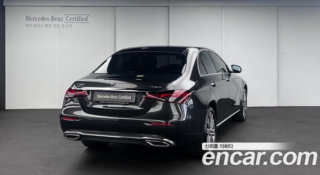 Mercedes-Benz E-Class E350 4MATIC Exclusive