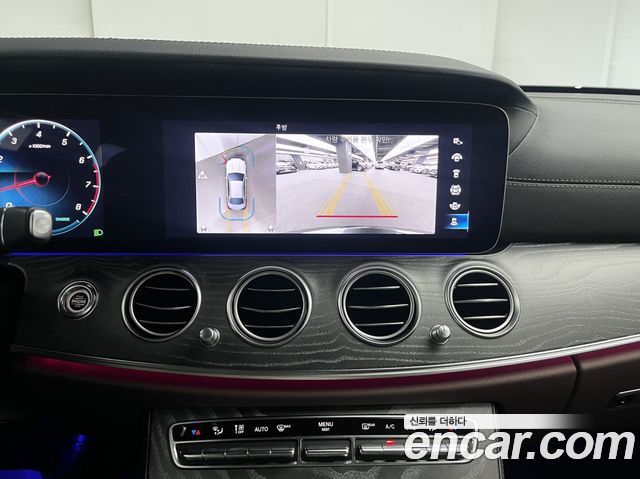 Mercedes-Benz E-Class E350 4MATIC Exclusive