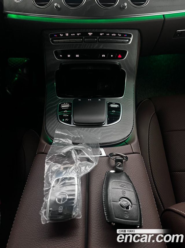 Mercedes-Benz E-Class E350 4MATIC Exclusive