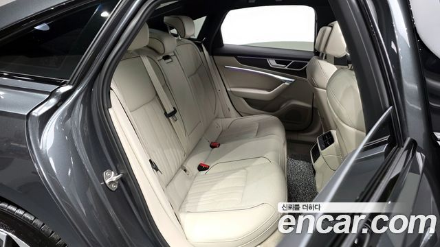 Audi A6 45 TFSI Quattro Premium