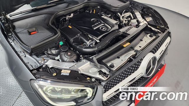 Mercedes-Benz GLC-Class GLC300e 4MATIC Coupe