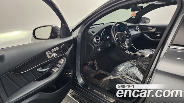 Mercedes-Benz GLC-Class GLC300e 4MATIC Coupe