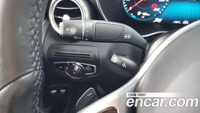 Mercedes-Benz GLC-Class GLC300e 4MATIC Coupe