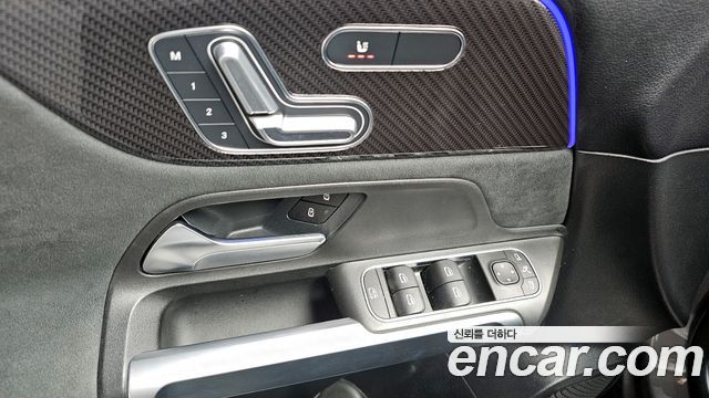 Mercedes-Benz GLB-Class AMG GLB35 4MATIC
