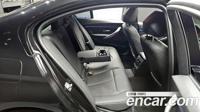 BMW 3-Series 320i M Sport