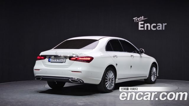 Mercedes-Benz E-Class E220d 4MATIC Exclusive