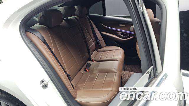 Mercedes-Benz E-Class E220d 4MATIC Exclusive