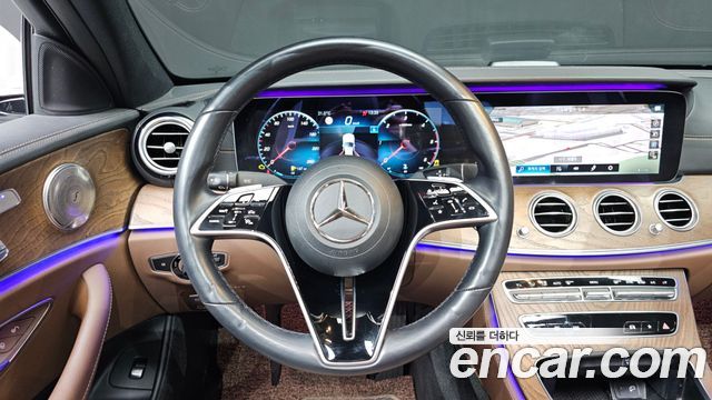 Mercedes-Benz E-Class E220d 4MATIC Exclusive