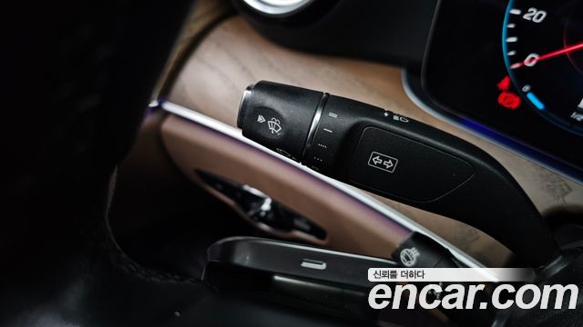 Mercedes-Benz E-Class E220d 4MATIC Exclusive
