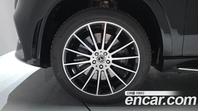 Mercedes-Benz GLE-Class GLE450 4MATIC