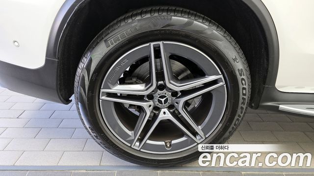 Mercedes-Benz GLC-Class GLC220 d 4MATIC Coupe